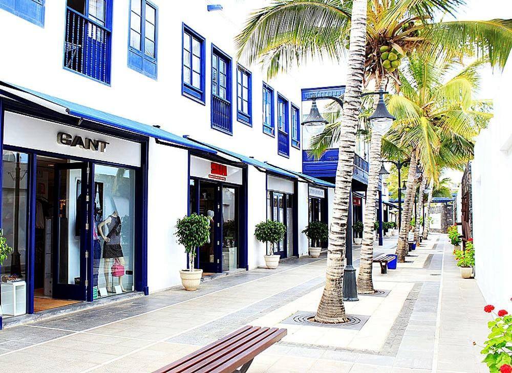 Comfy Duplex In Puerto Calero Lägenhet Exteriör bild